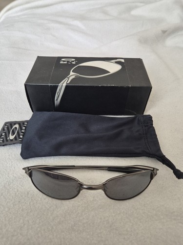 Oakley wire black - 2.1,